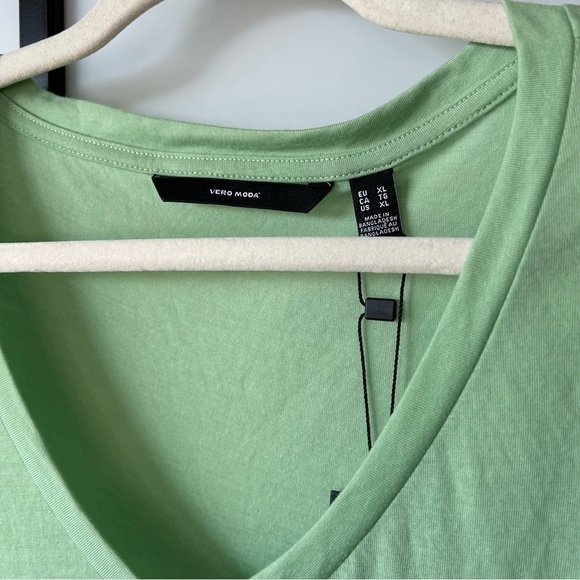 [XL] Vero Moda NWT Women’s Lime Green V-Neck Short Sleeve Tee - Picture 7 of 13